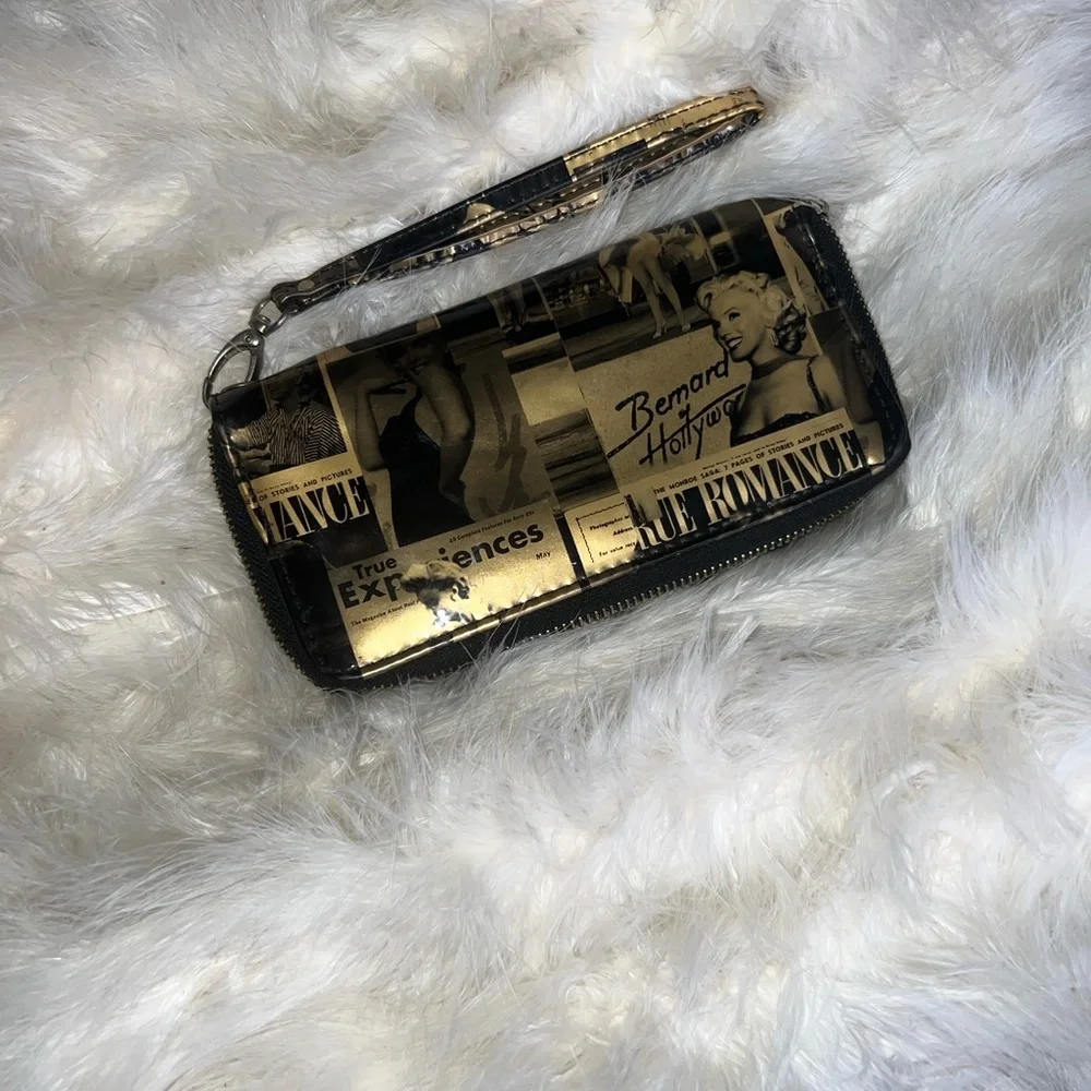 glossy wristlet